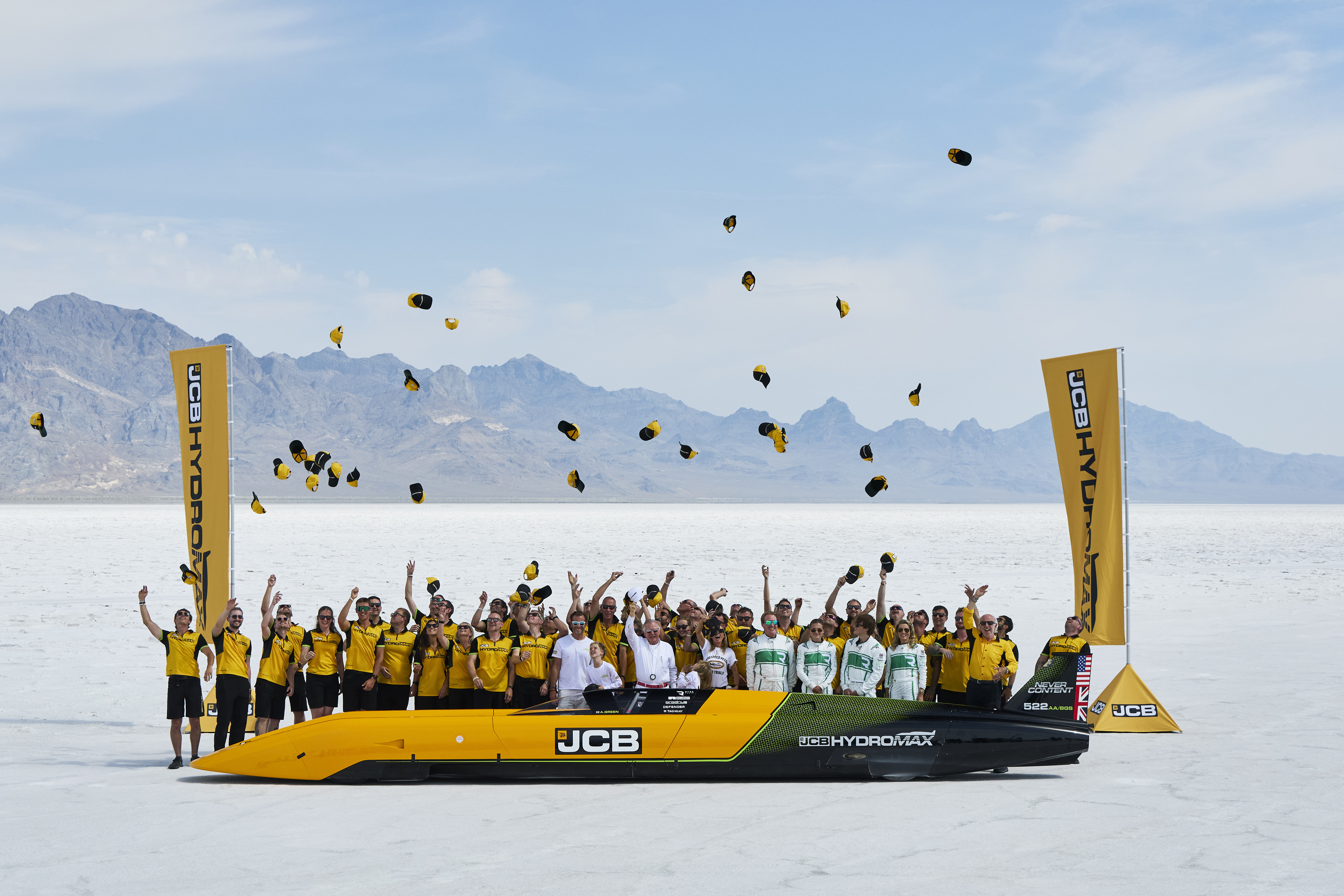 Industry News - JCB Hydromax Tops 400 MPH in Record-Breaking Run