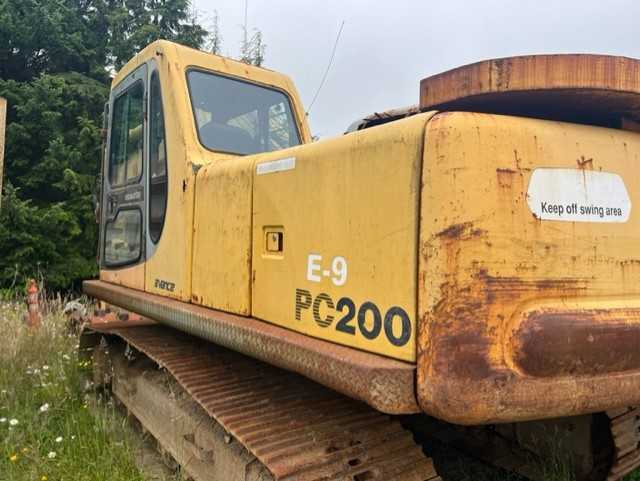 Komatsu PC200-7  Inventory #317 For Sale