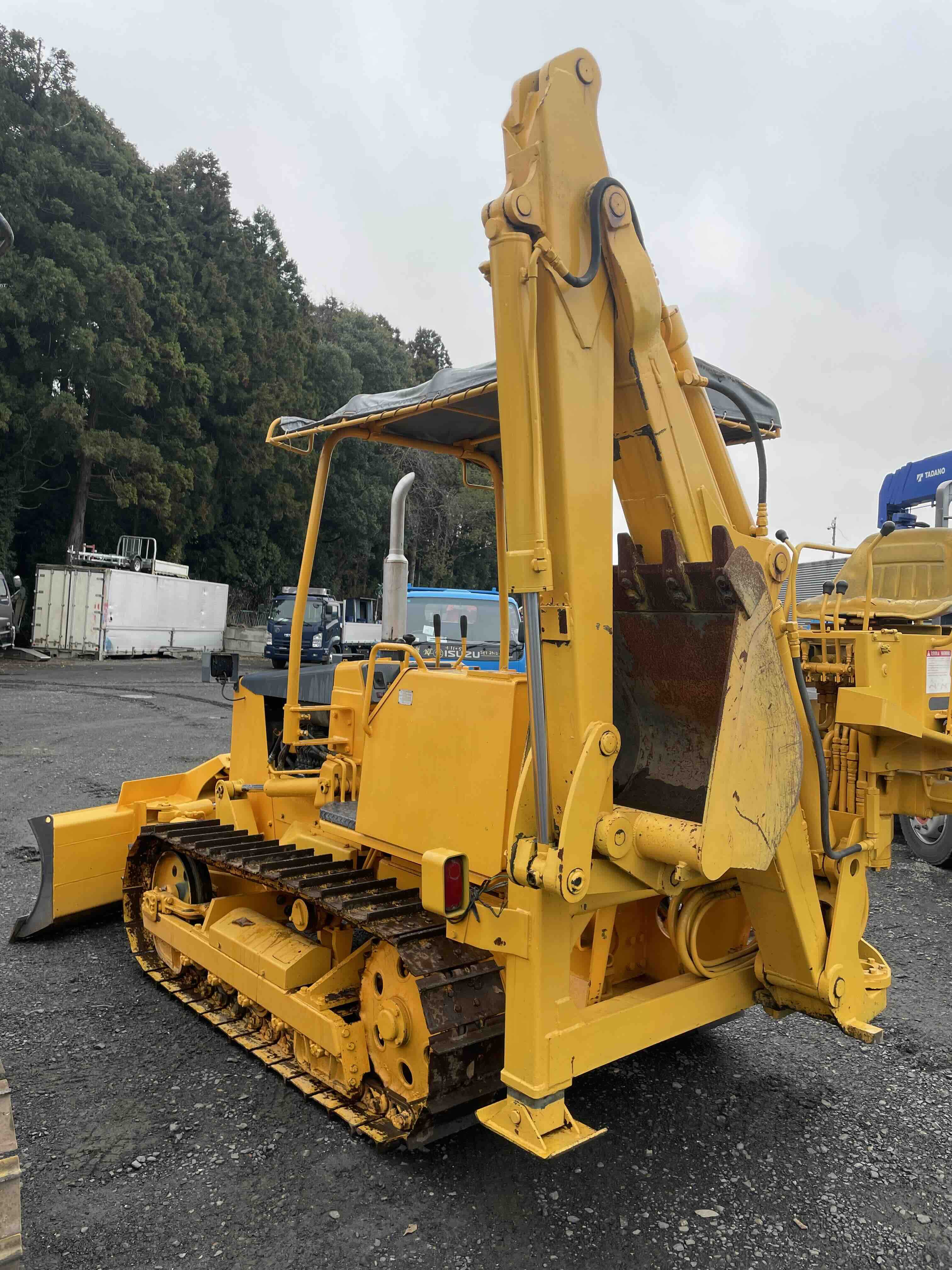 Bulldozer Komatsu D20A-6 For Sale