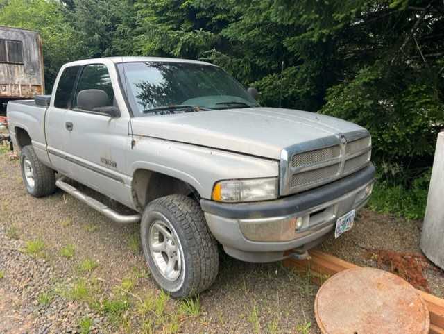 2001 Dodge 1500  Inventory #303