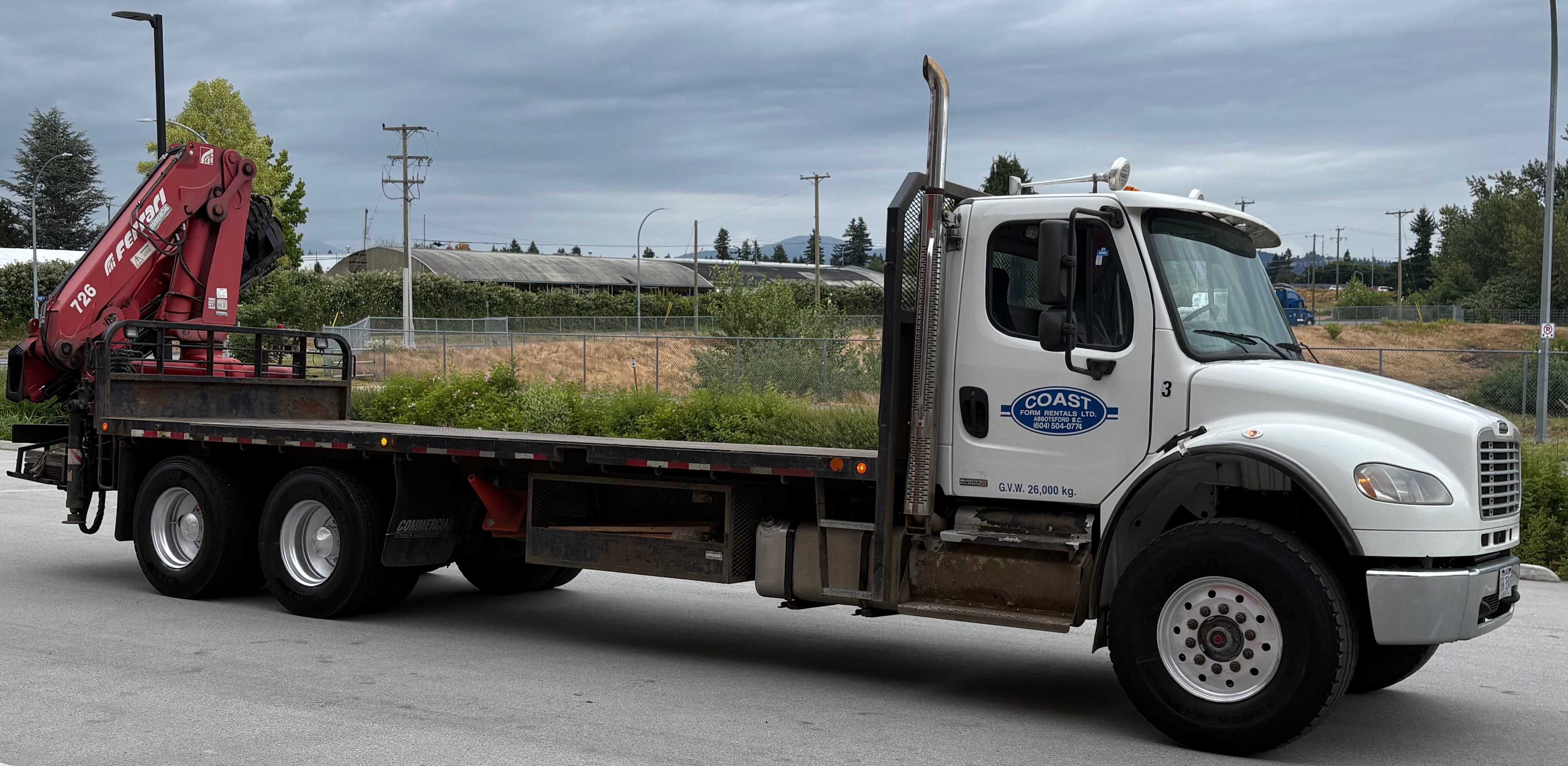 2011Freightliner with 726 Ferrari Knuckle Boom For Sale