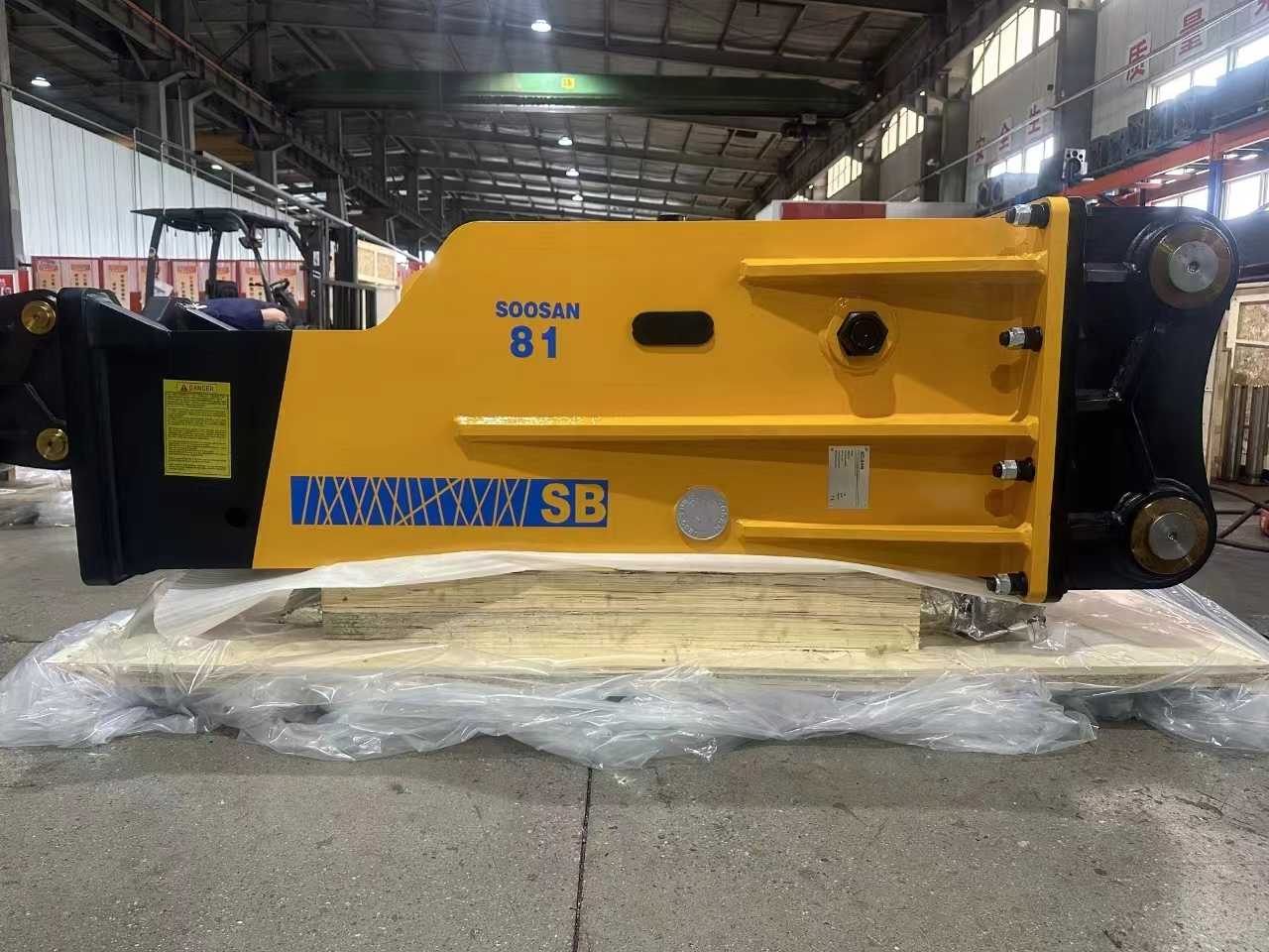 SOOSAN HYDRAULIC BREAKER For Sale