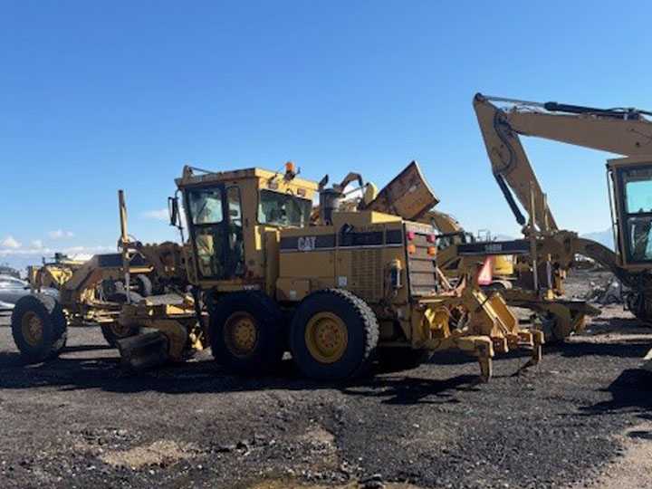 2002 Caterpillar 160H For Sale