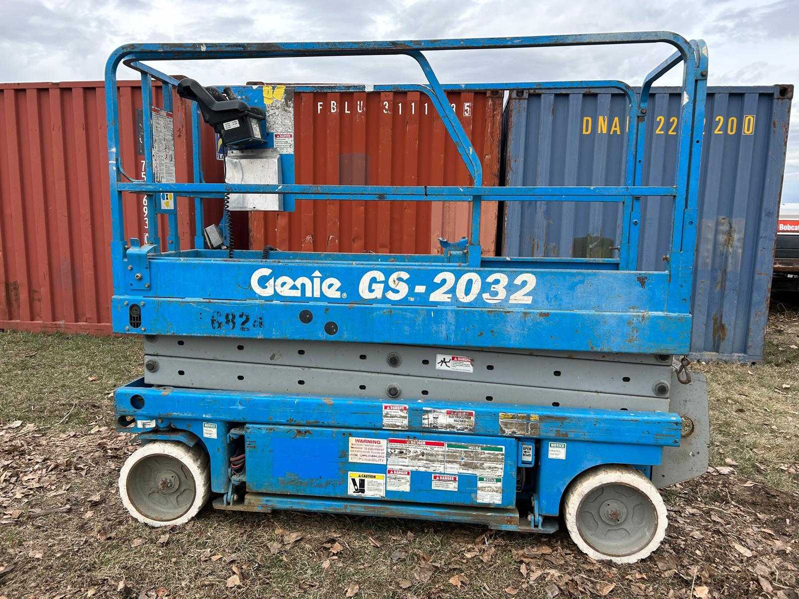 Genie GS-2032 scissor Lift For Sale