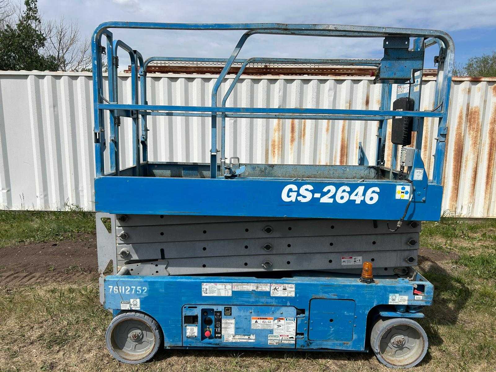 Genie GS2646 scissor lift For Sale