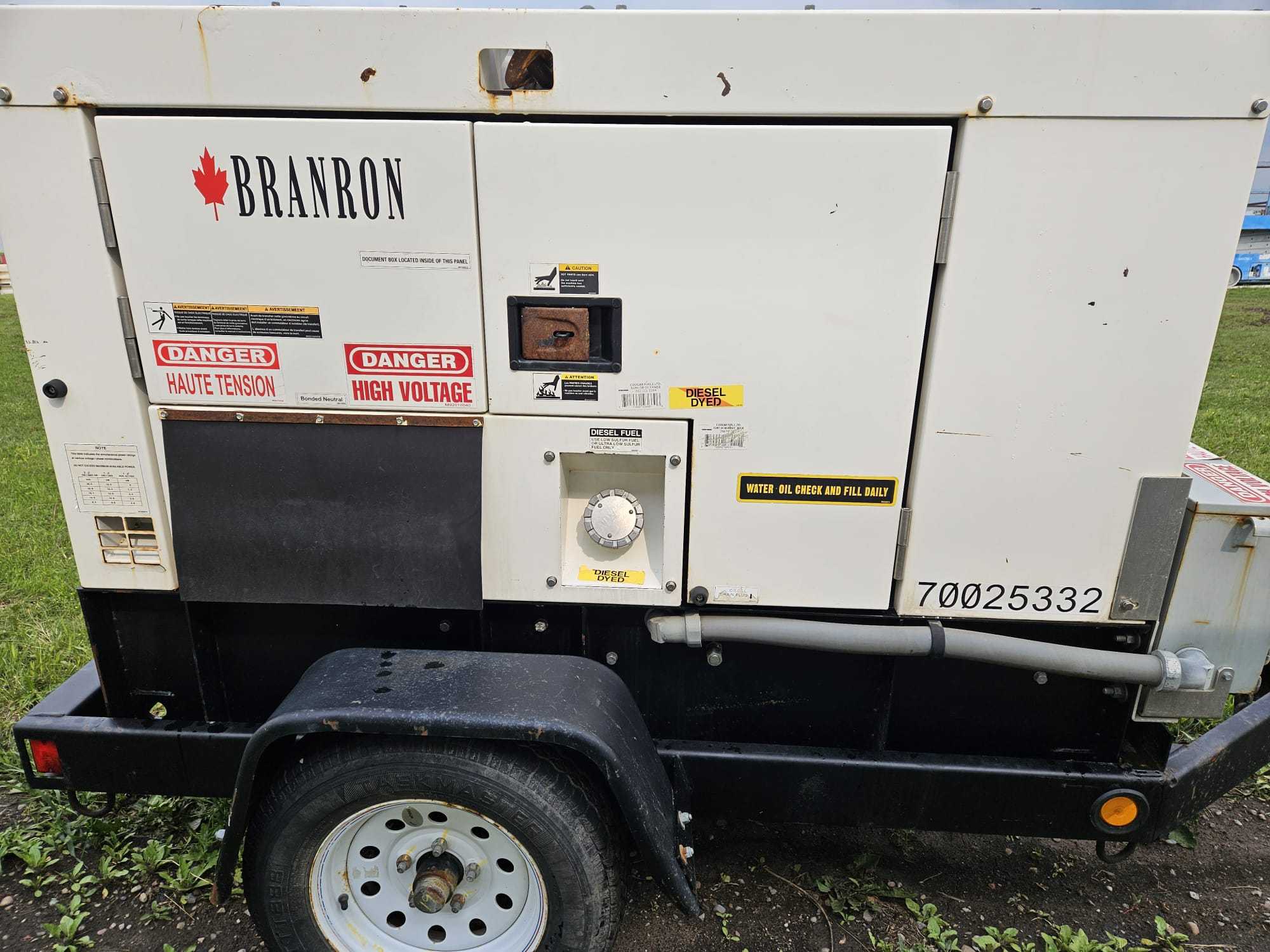 Multiquip Whisperwatt 20kw generator For Sale