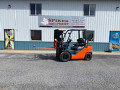 2020-toyota-5000-pneumatic-forklift-small-0