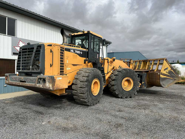 2012 Hyundai Loader