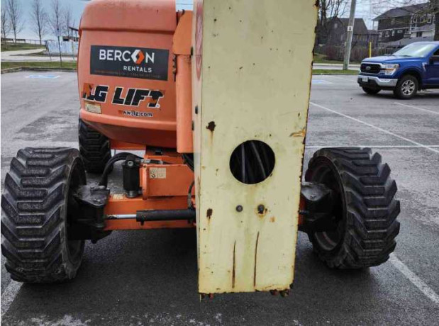 2013 JLG 600AJ