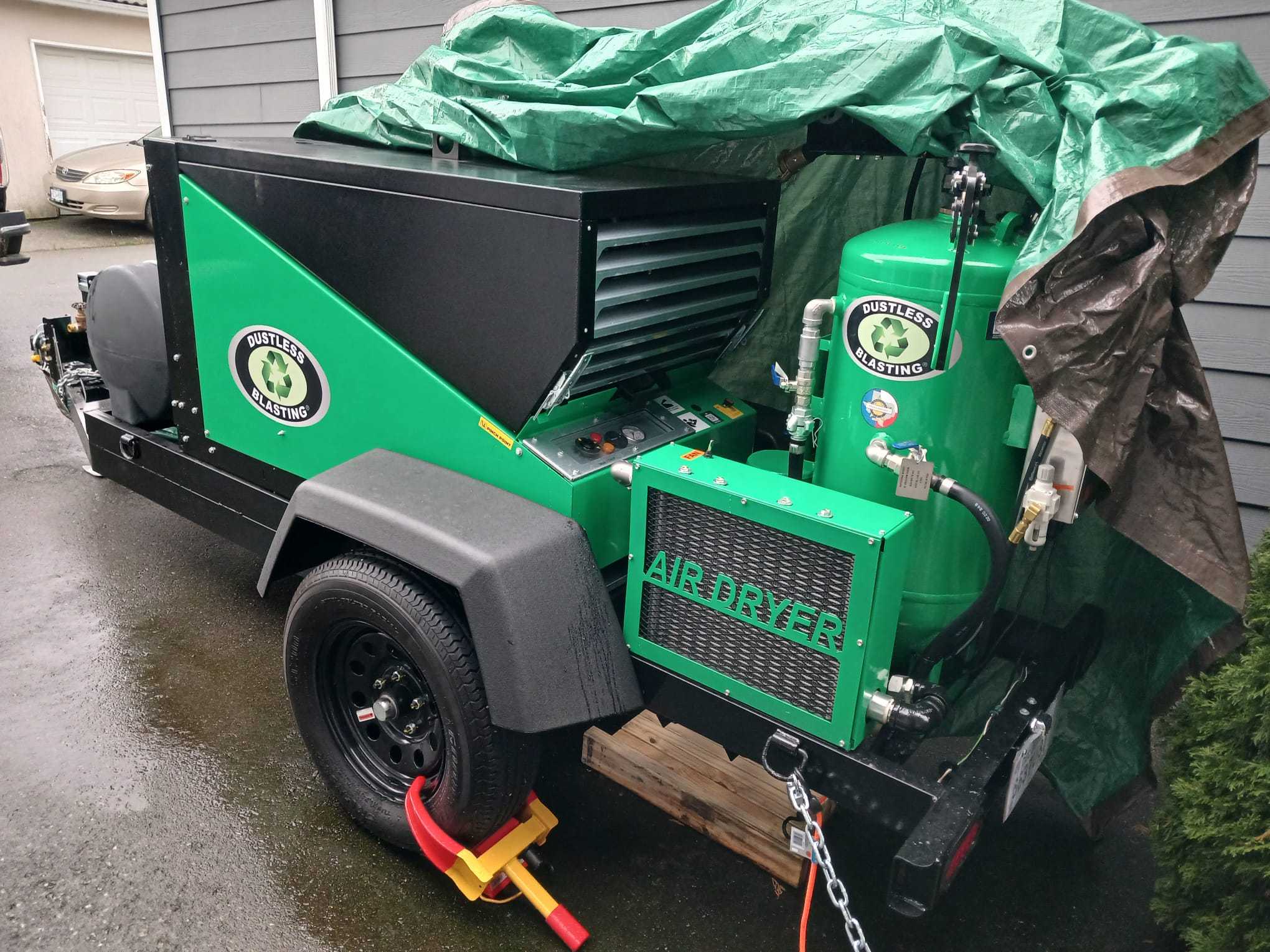 DB350 DUSTLESS SANDBLASTING NEW TRAILER AND ACCESSORIES For Sale