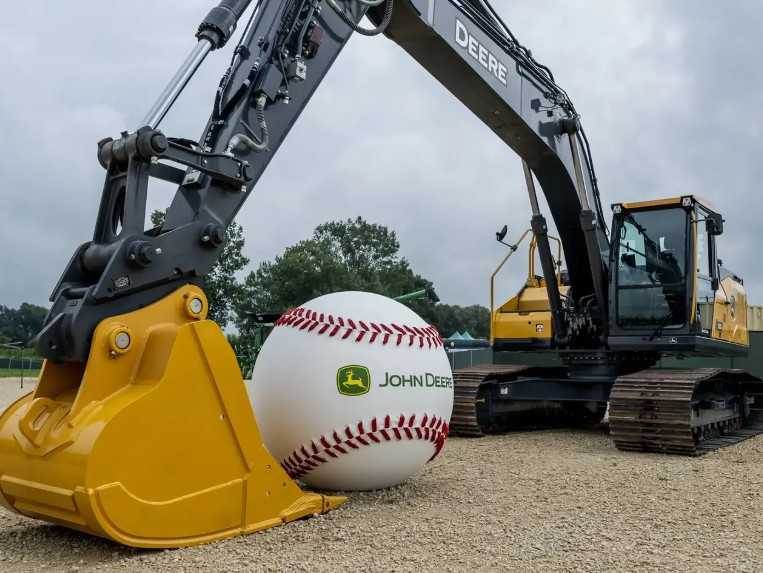 Industry News - John Deere Brings Agriculture to Field of Dreams
